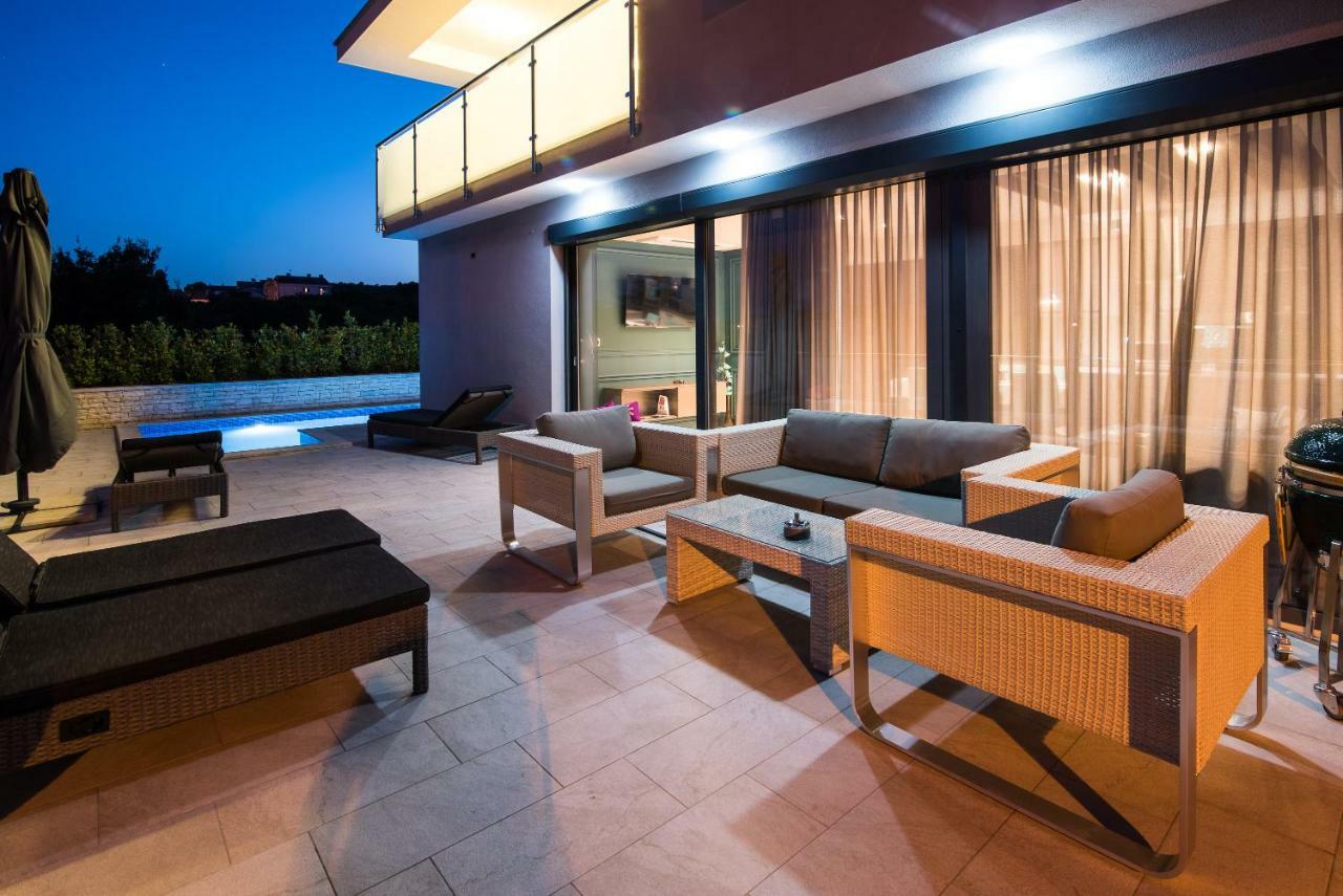 Luxury Apartment Imperia Krk Town Exterior foto